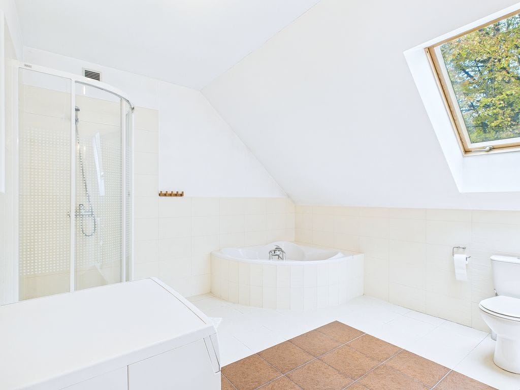 Dom 5 pokojowe na Sprzedaż