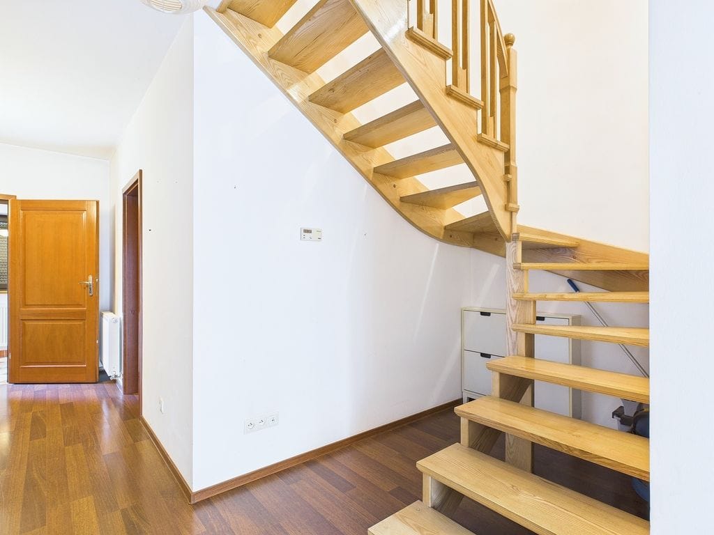 Dom 5 pokojowe na Sprzedaż