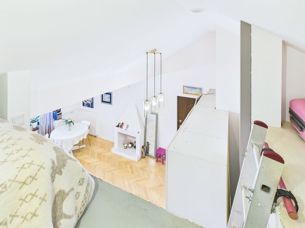 Mieszkanie 4 pokojowe na Sprzedaż