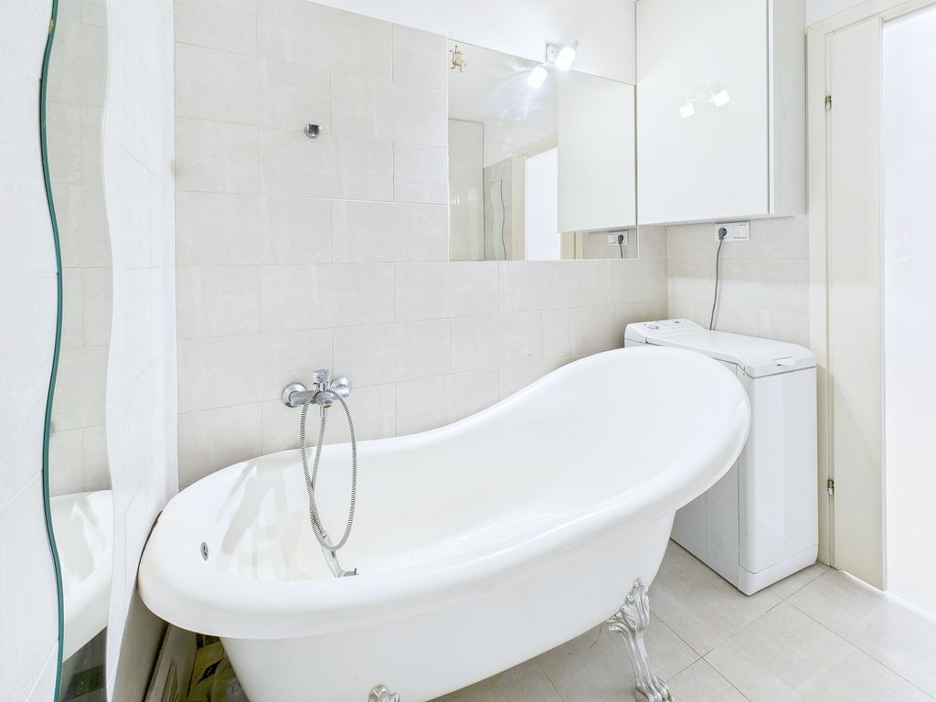 Mieszkanie 4 pokojowe na Sprzedaż