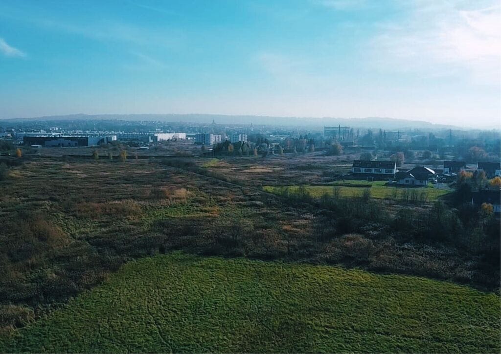 Działka  pokojowe na Sprzedaż