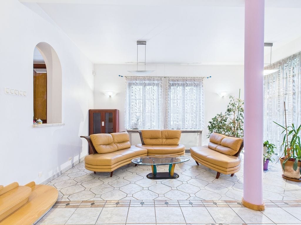 Dom 6 pokojowe na Sprzedaż