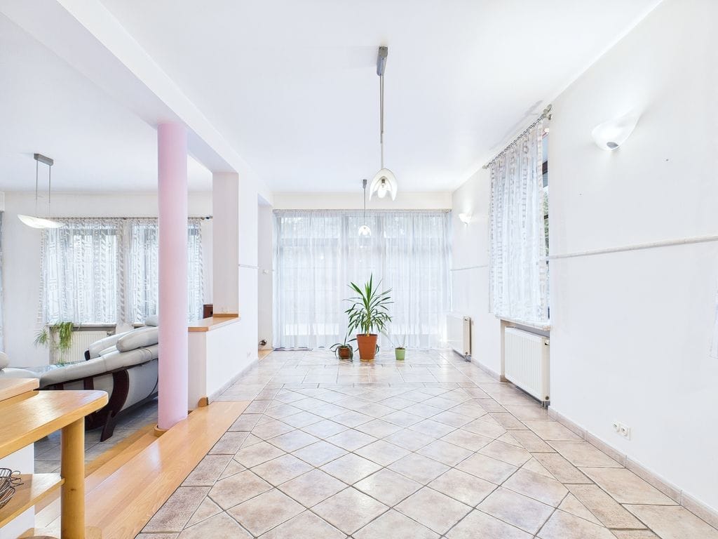 Dom 6 pokojowe na Sprzedaż