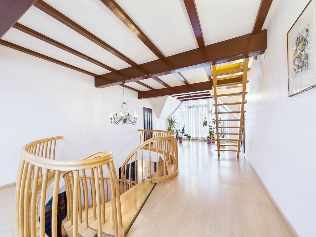 Dom 6 pokojowe na Sprzedaż