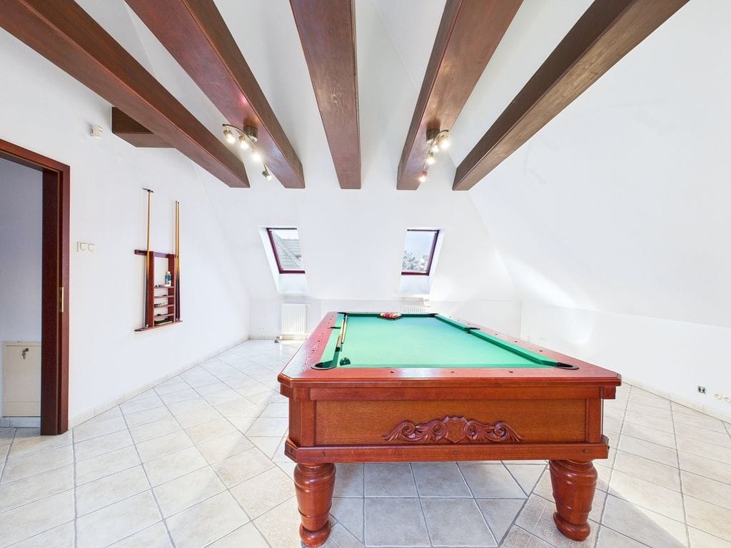 Dom 6 pokojowe na Sprzedaż