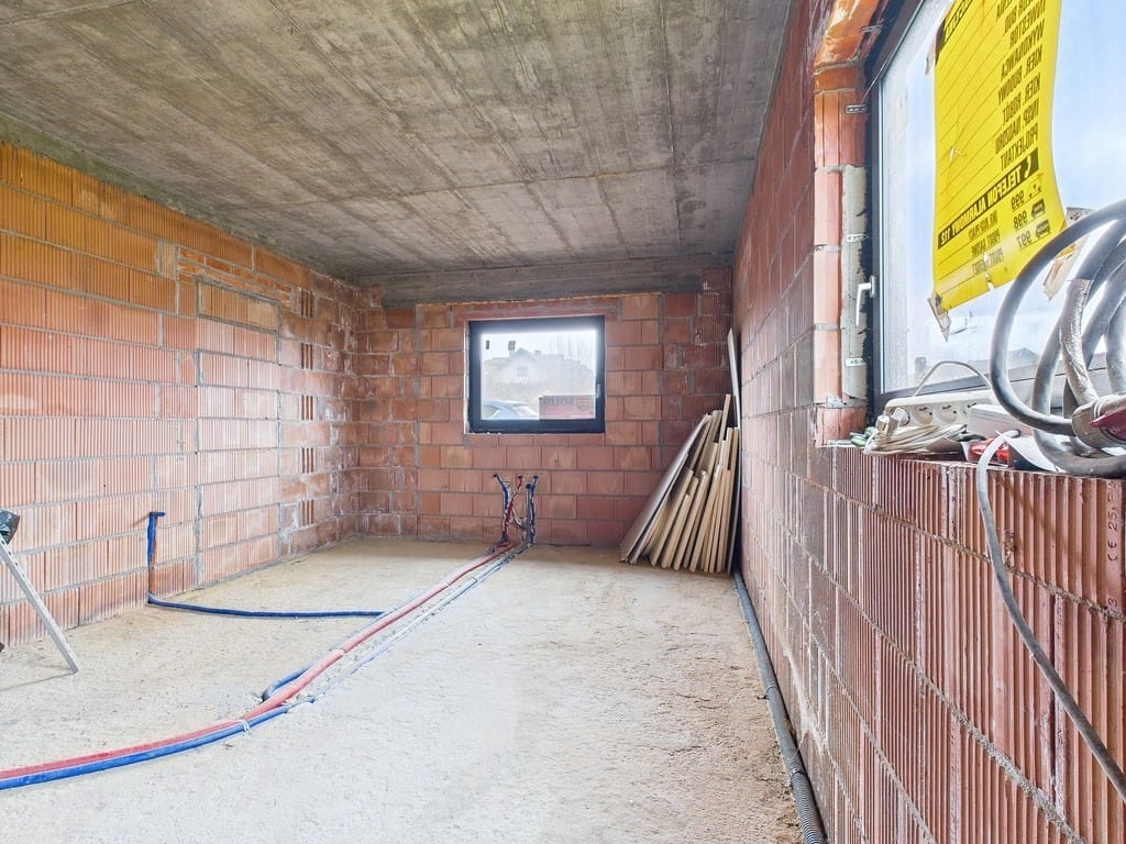 Dom 4 pokojowe na Sprzedaż