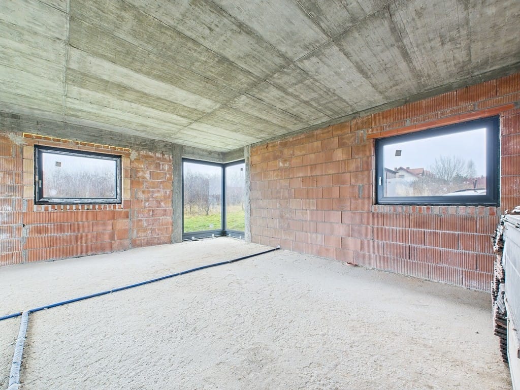 Dom 4 pokojowe na Sprzedaż