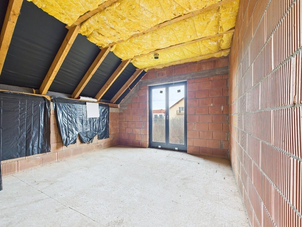 Dom 4 pokojowe na Sprzedaż