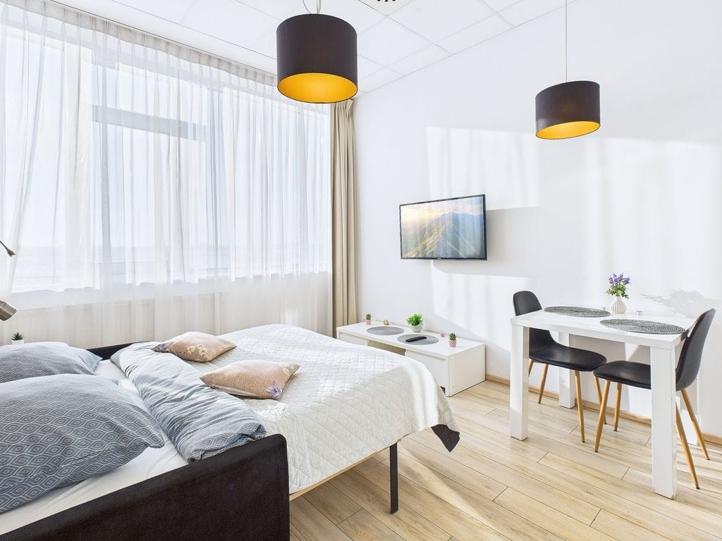 Lokal użytkowy  pokojowe na Sprzedaż