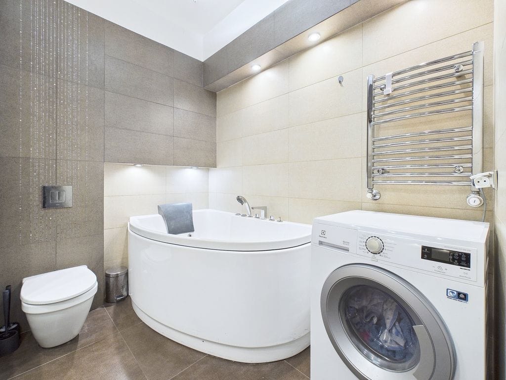 Mieszkanie 4 pokojowe na Sprzedaż