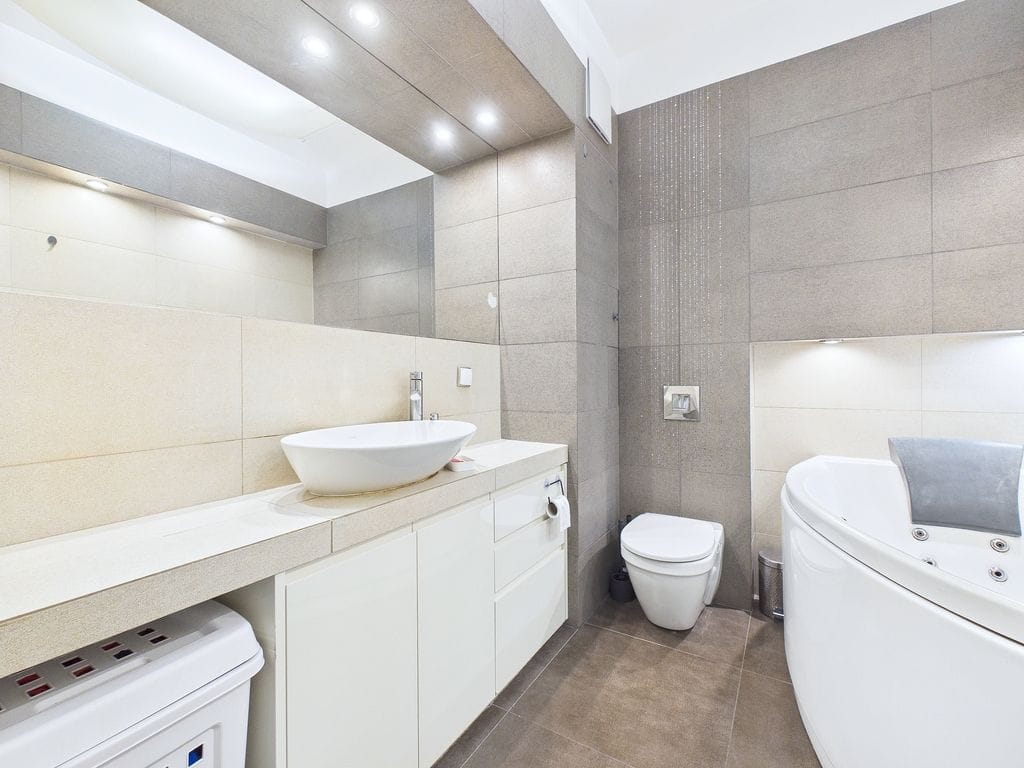 Mieszkanie 4 pokojowe na Sprzedaż