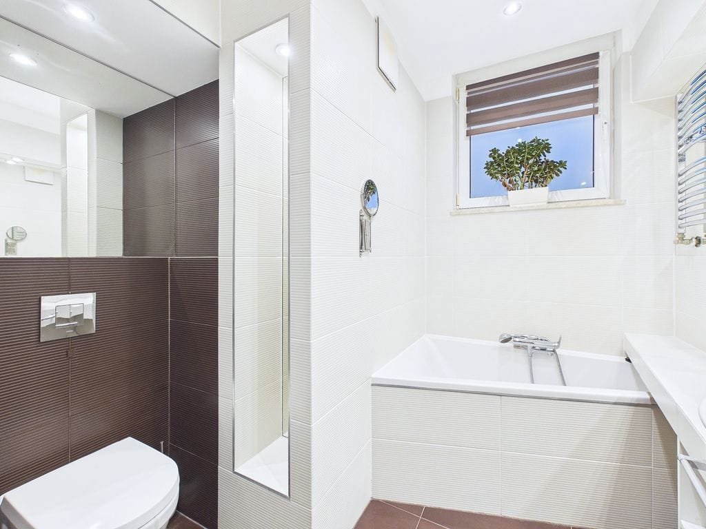 Mieszkanie 4 pokojowe na Sprzedaż