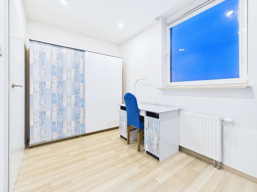 Mieszkanie 4 pokojowe na Sprzedaż