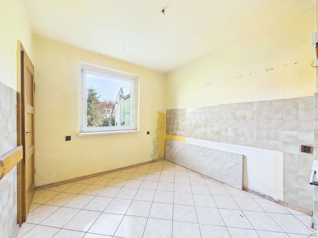 Dom 5 pokojowe na Sprzedaż