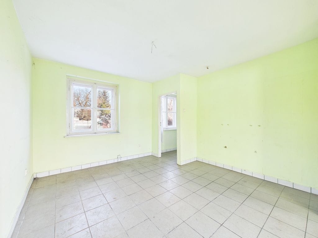 Dom 5 pokojowe na Sprzedaż