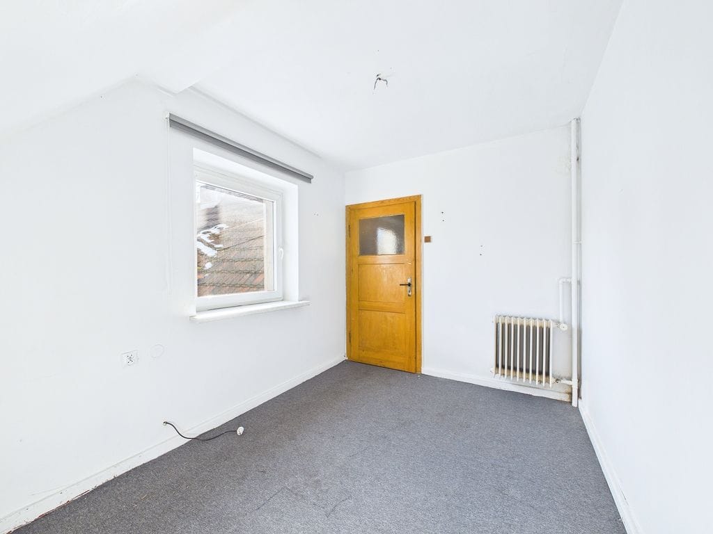 Dom 5 pokojowe na Sprzedaż