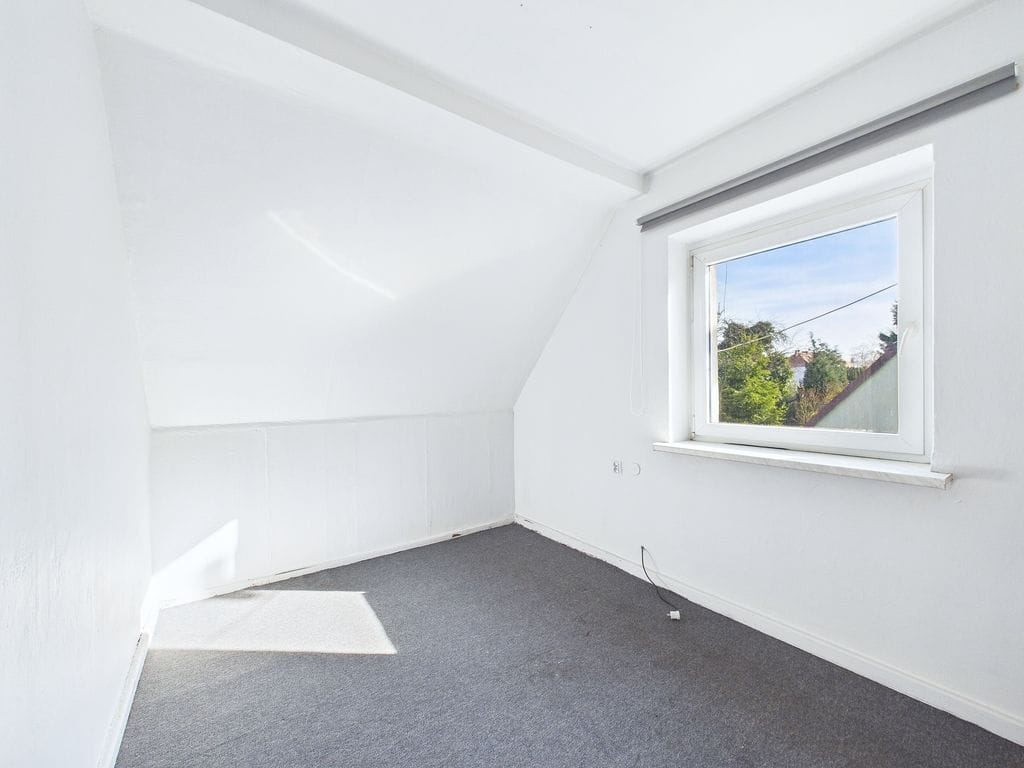 Dom 5 pokojowe na Sprzedaż