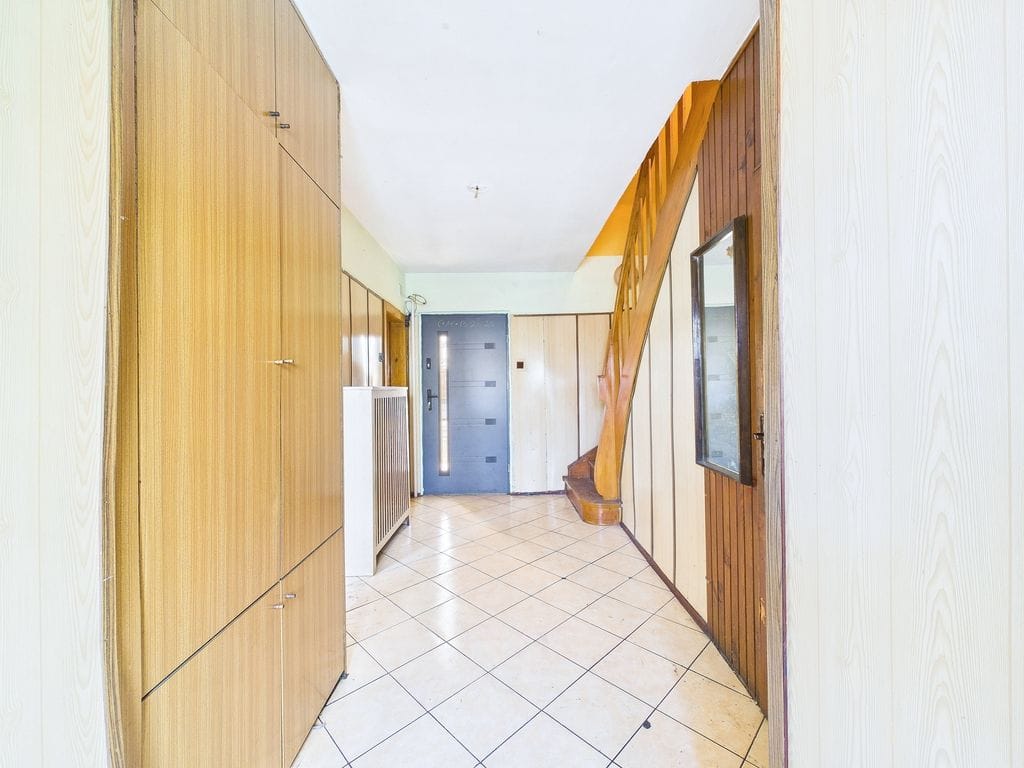 Dom 5 pokojowe na Sprzedaż