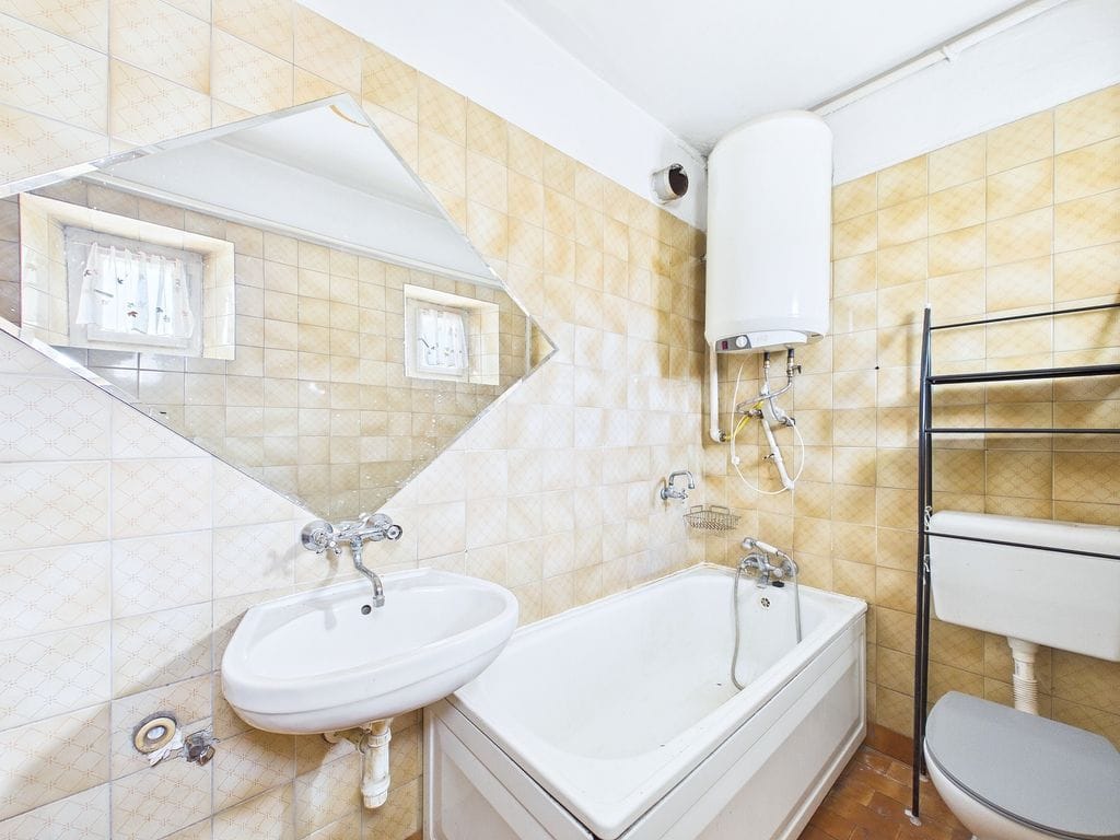 Dom 5 pokojowe na Sprzedaż