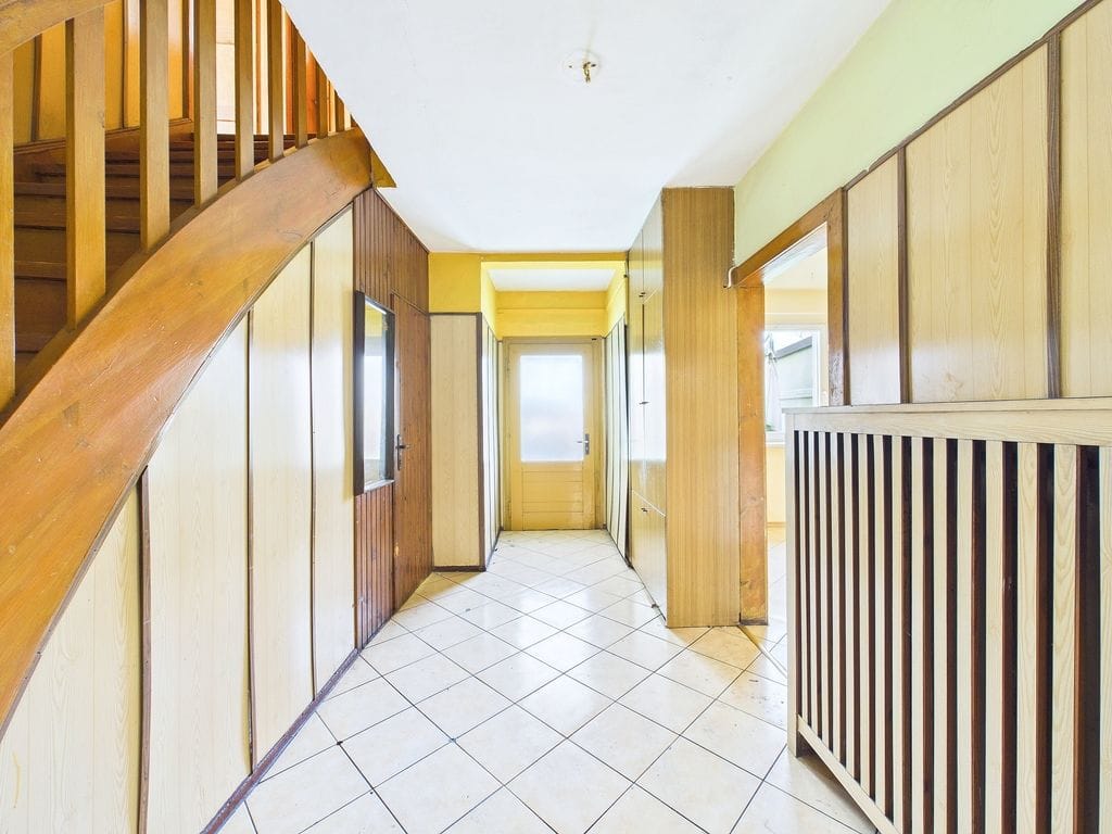 Dom 5 pokojowe na Sprzedaż