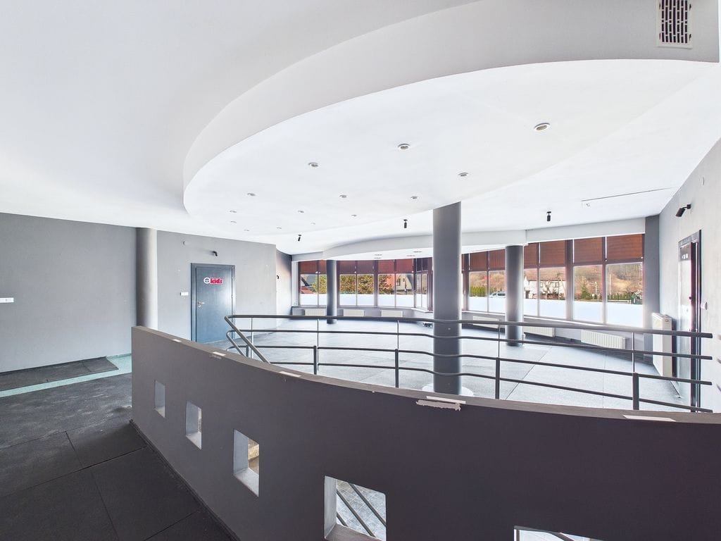 Lokal użytkowy  pokojowe na Wynajem