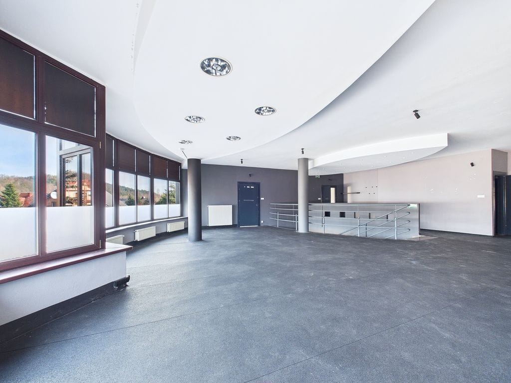 Lokal użytkowy  pokojowe na Wynajem