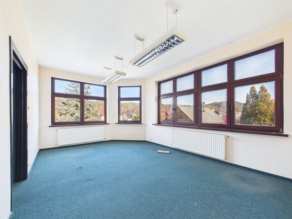 Lokal użytkowy  pokojowe na Wynajem