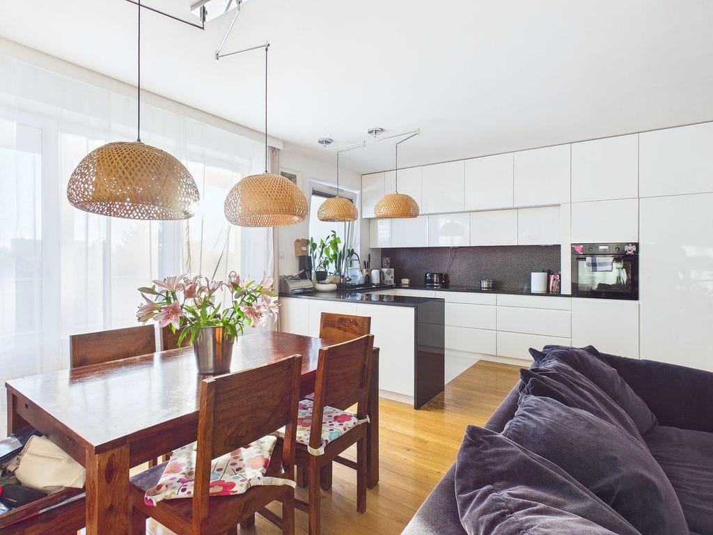 Mieszkanie 4 pokojowe na Wynajem