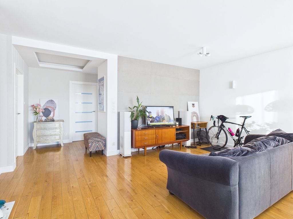 Mieszkanie 4 pokojowe na Wynajem