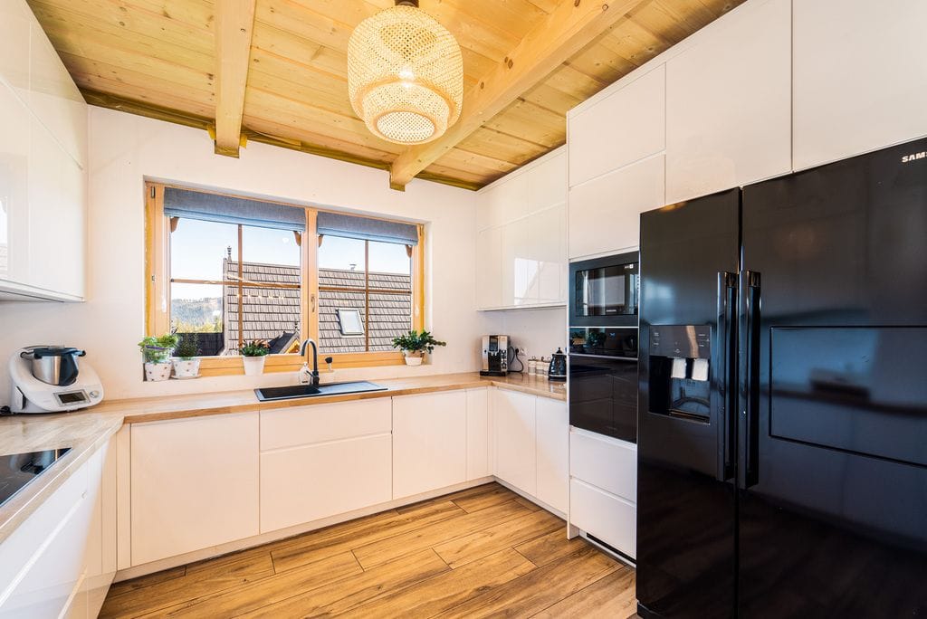 Dom 6 pokojowe na Sprzedaż