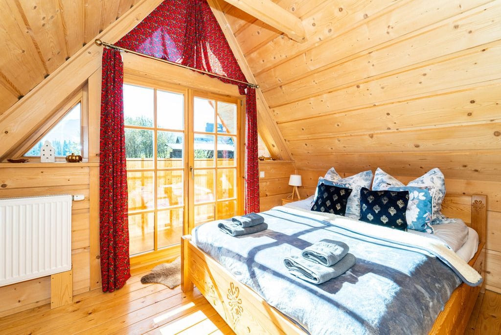 Dom 6 pokojowe na Sprzedaż