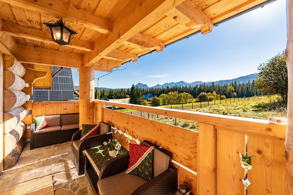 Dom 6 pokojowe na Sprzedaż