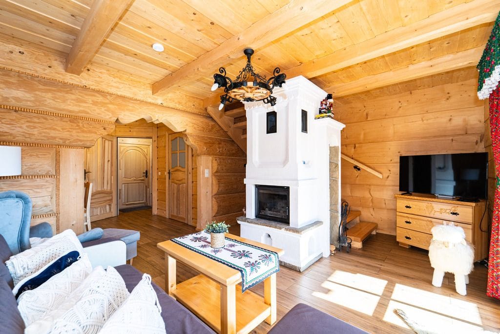 Dom 6 pokojowe na Sprzedaż