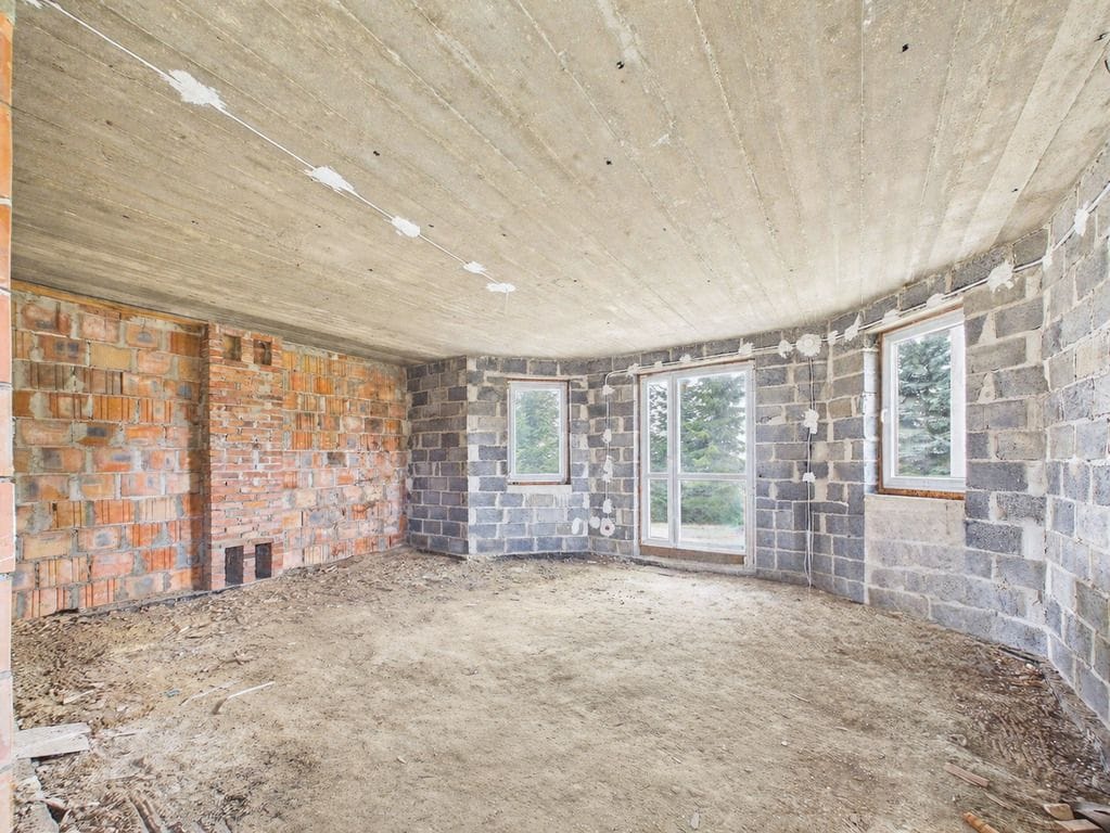 Dom 5 pokojowe na Sprzedaż