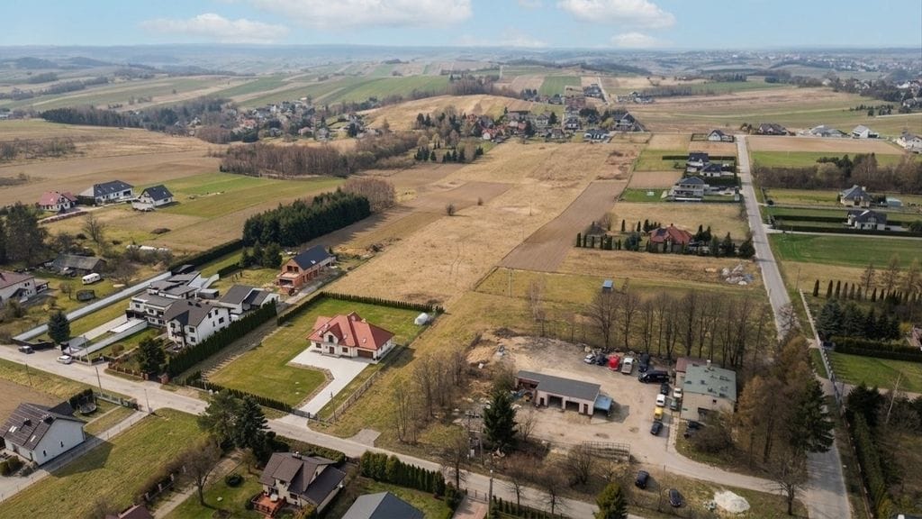 Dom 5 pokojowe na Sprzedaż