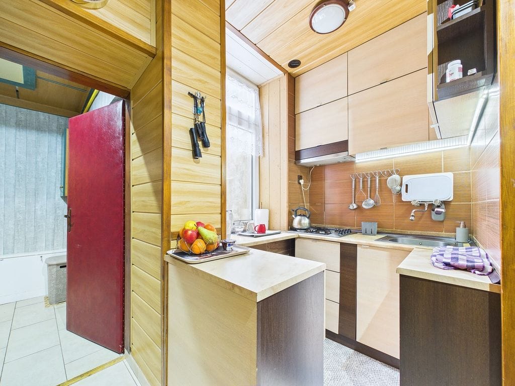 Dom 7 pokojowe na Sprzedaż