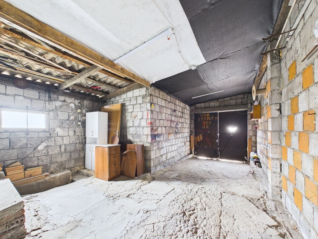 Dom 7 pokojowe na Sprzedaż