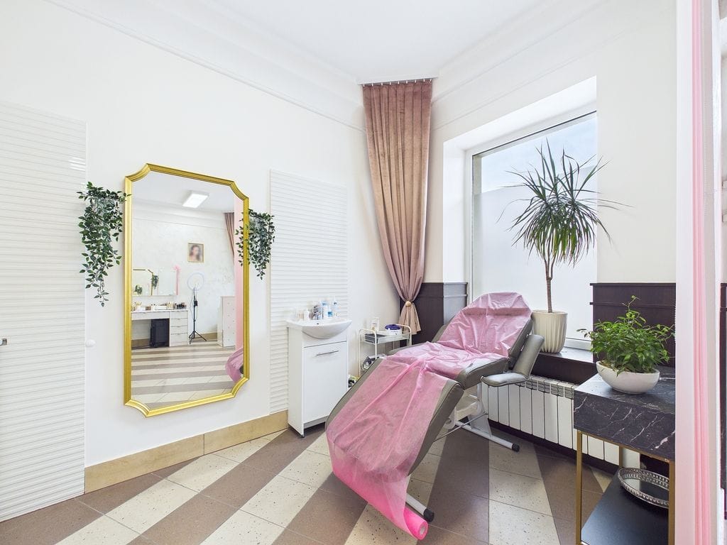 Dom 7 pokojowe na Sprzedaż