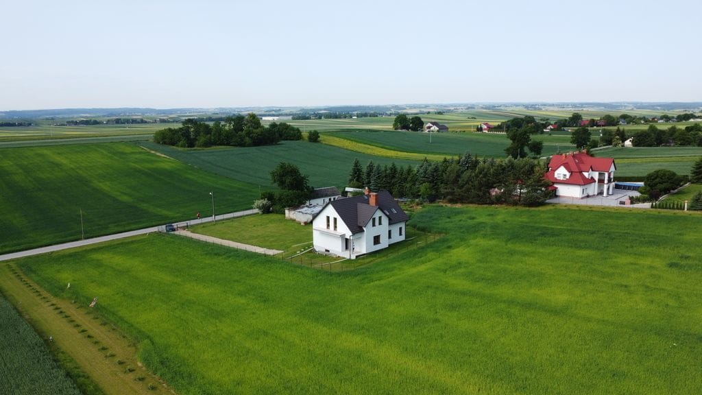 Dom 6 pokojowe na Sprzedaż