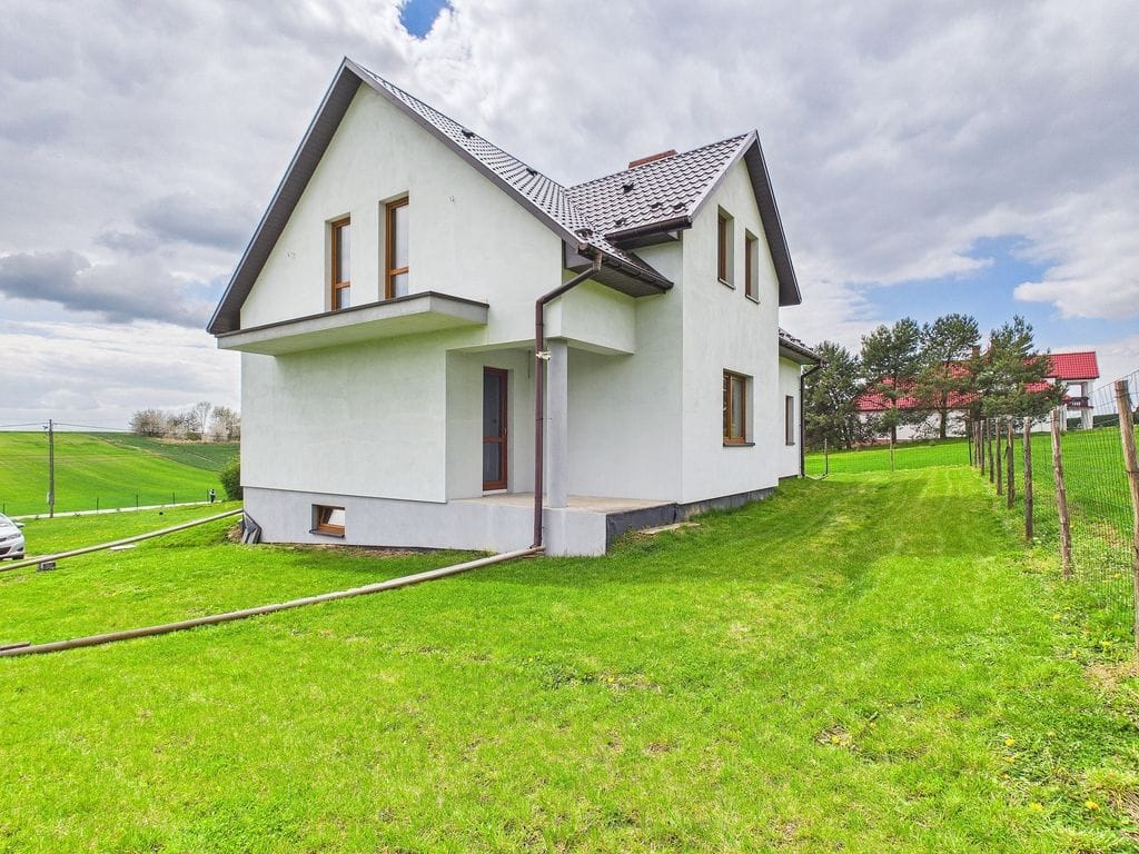 Dom 6 pokojowe na Sprzedaż
