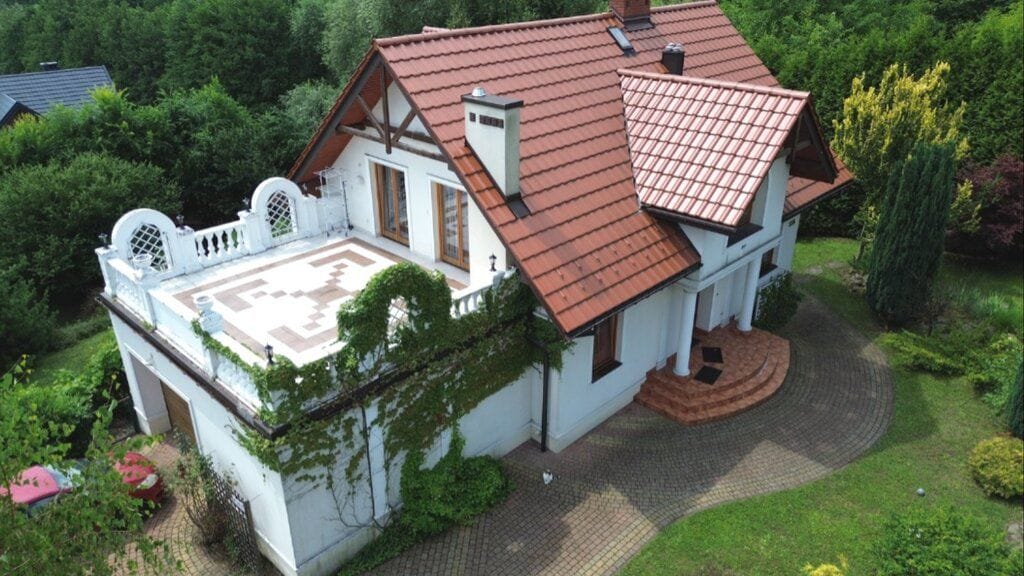 Dom 7 pokojowe na Sprzedaż