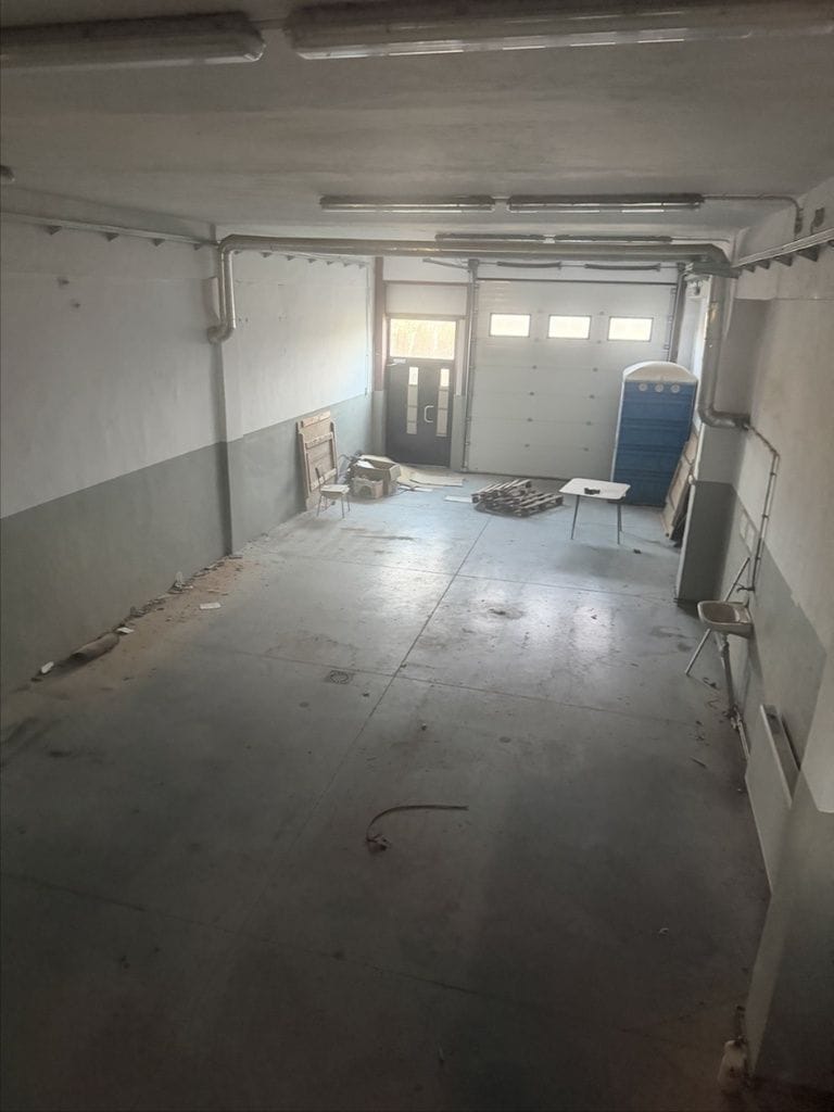 Lokal użytkowy  pokojowe na Sprzedaż