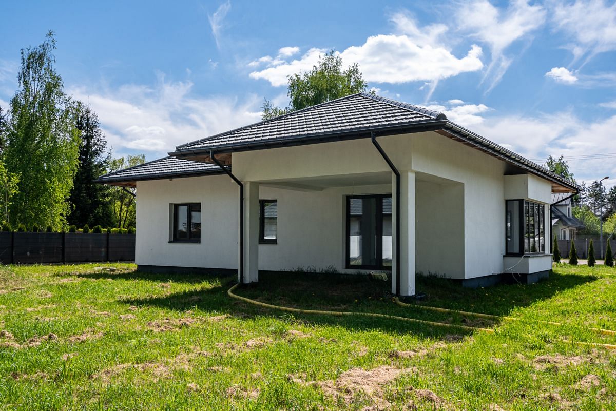 Dom 4 pokojowe na Sprzedaż