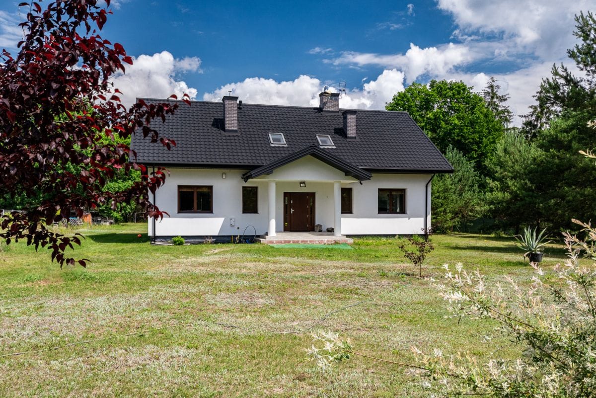 Dom 6 pokojowe na Sprzedaż