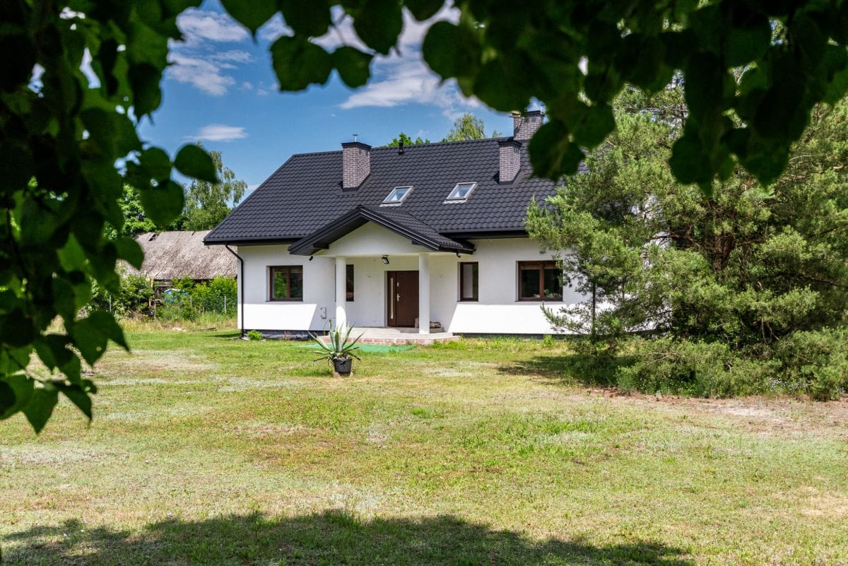 Dom 6 pokojowe na Sprzedaż