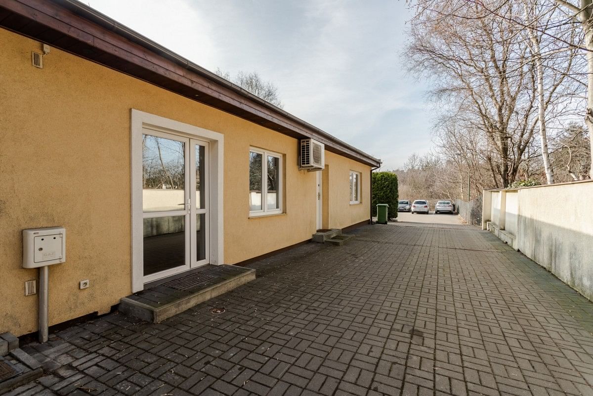 Lokal użytkowy  pokojowe na Wynajem
