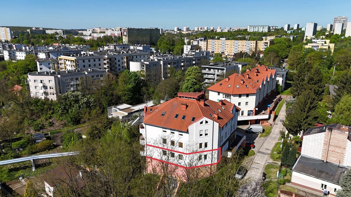 Mieszkanie 6 pokojowe na Sprzedaż