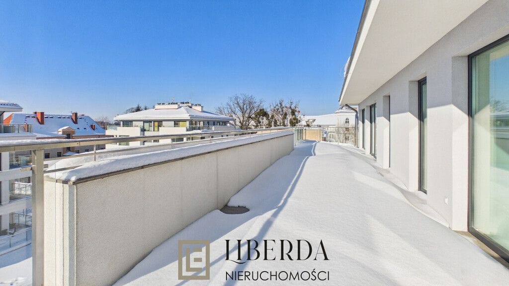 Mieszkanie 4 pokojowe na Sprzedaż