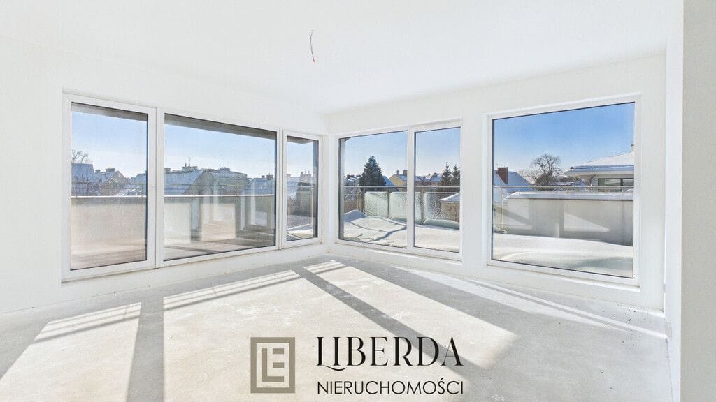 Mieszkanie 4 pokojowe na Sprzedaż