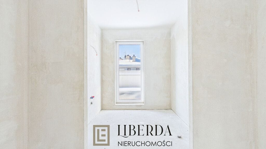 Mieszkanie 4 pokojowe na Sprzedaż